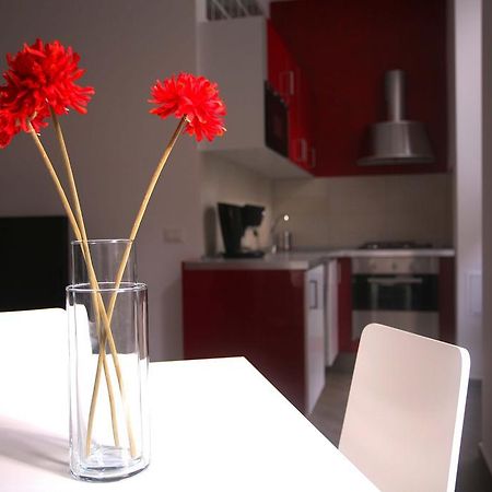 Red Flat In Rome Apartment Room photo